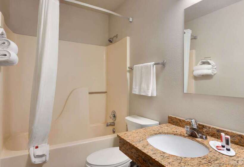 モーテル Travelodge By Wyndham Jefferson City