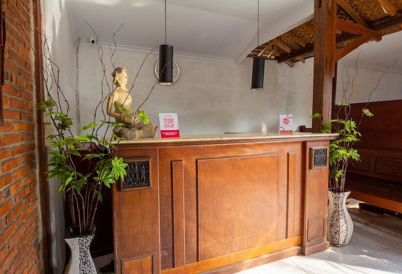 הוסטל Abhaya Mudra Homestay