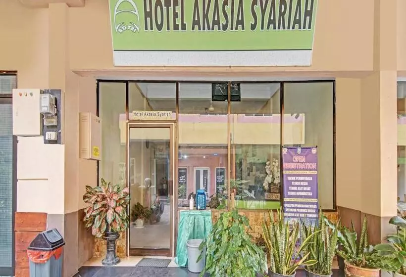 ユースホステル Spot On 90418 Akasia  Syariah