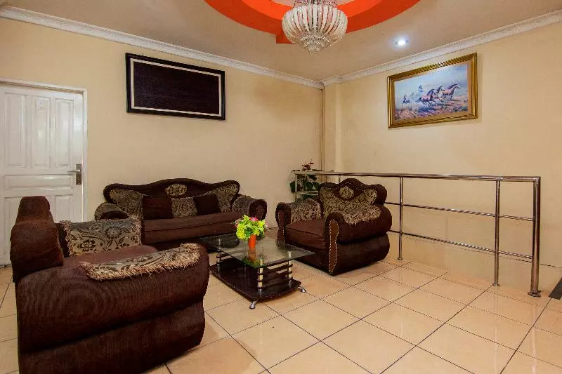 Hotelli 211 By Oyo Rooms