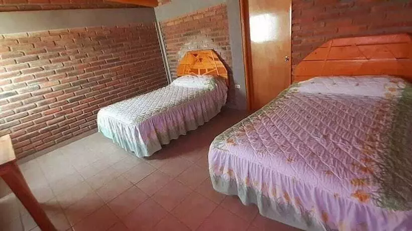 Hotelli Cabañas Amanda