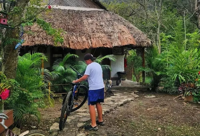 Hotelli Cabañas Mannan