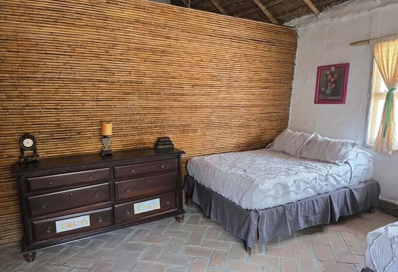 Hotelli Cabañas Mannan