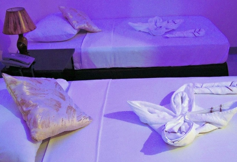 Hotel D Narra And Restobar