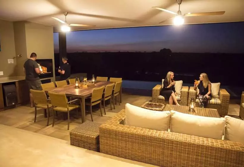 ホテル Jacana River Lodge