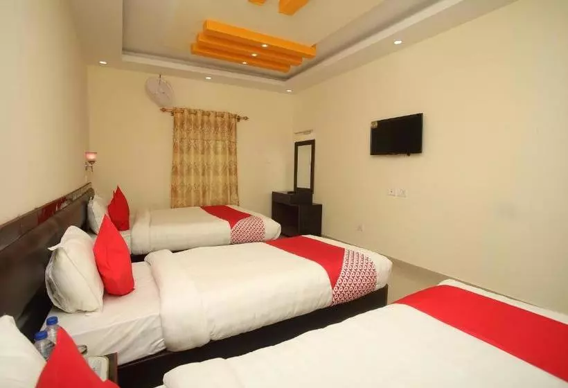 هتل Kerala By Oyo Rooms