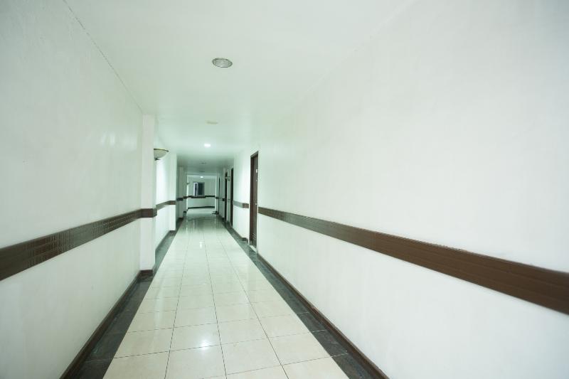 Отель Sembilan Sembilan By Oyo Rooms