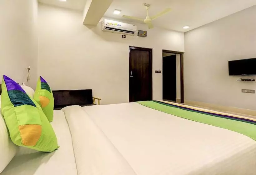هتل Treebo Arna Residency