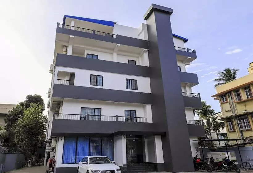 هتل Treebo Arna Residency