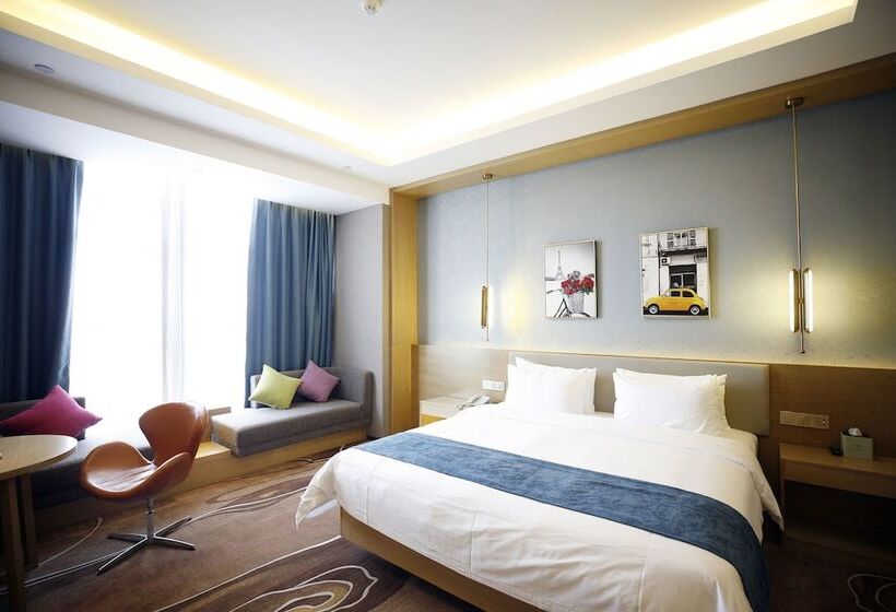 Manhatton Hotel Guangxi Univeristy