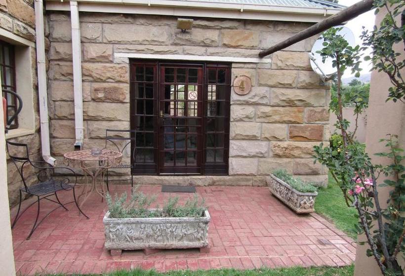 بنسيون Woodlands Escape Clarens