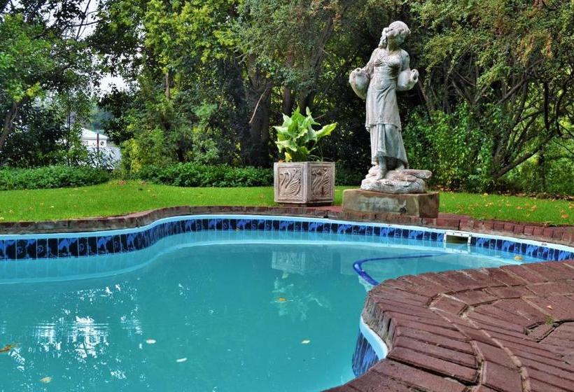 بنسيون Woodlands Escape Clarens