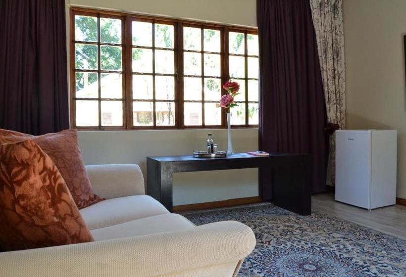 بنسيون Woodlands Escape Clarens