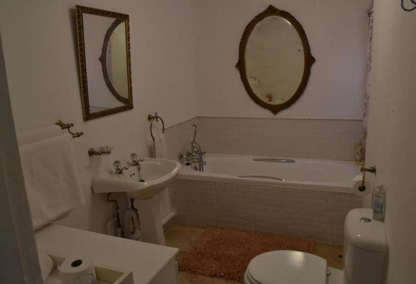 بنسيون Woodlands Escape Clarens