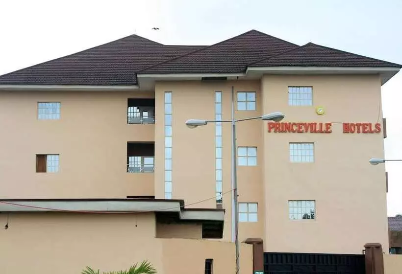 Princeville Hotels
