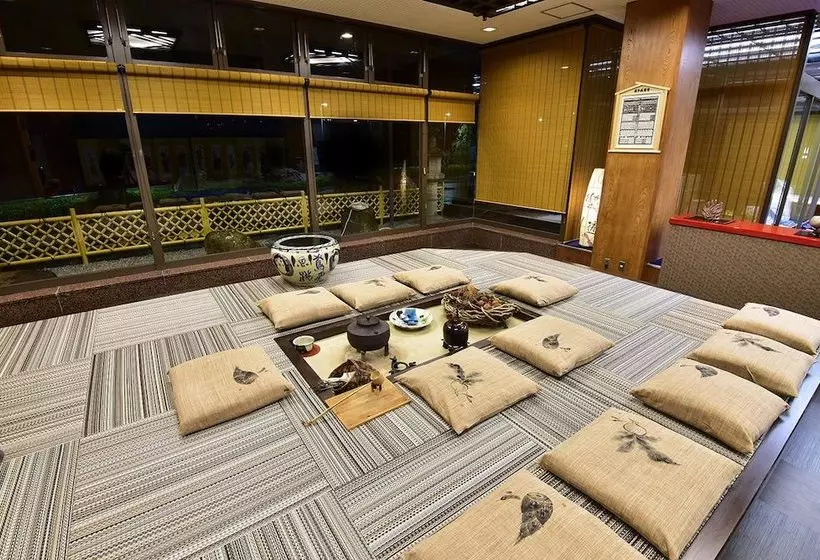 Ryokan Shirahama Yasuragi Noyado Tomarigi