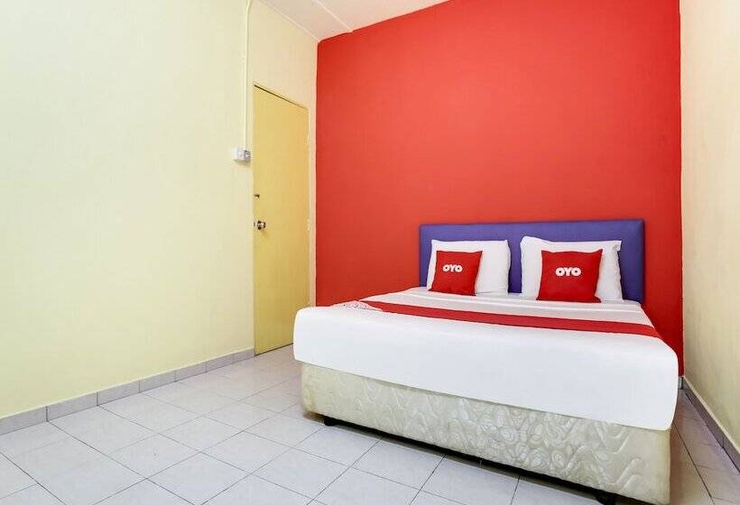 T Family Hotel By Oyo Rooms