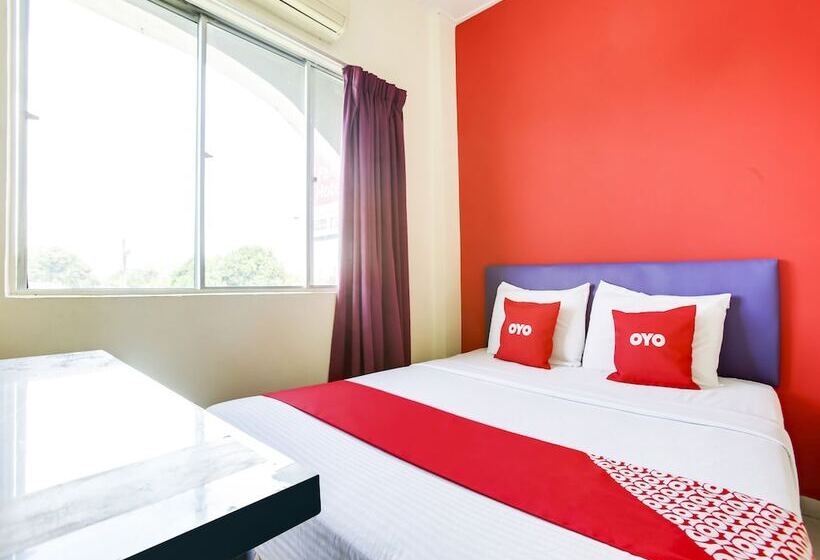 T Family Hotel By Oyo Rooms