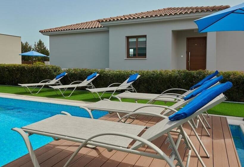 Angie Luxury Beach Villas