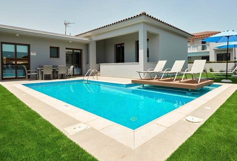 Angie Luxury Beach Villas