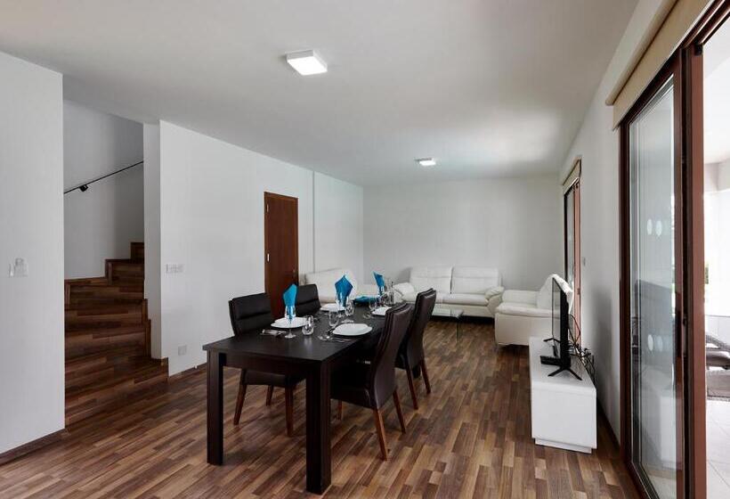 Angie Luxury Beach Villas