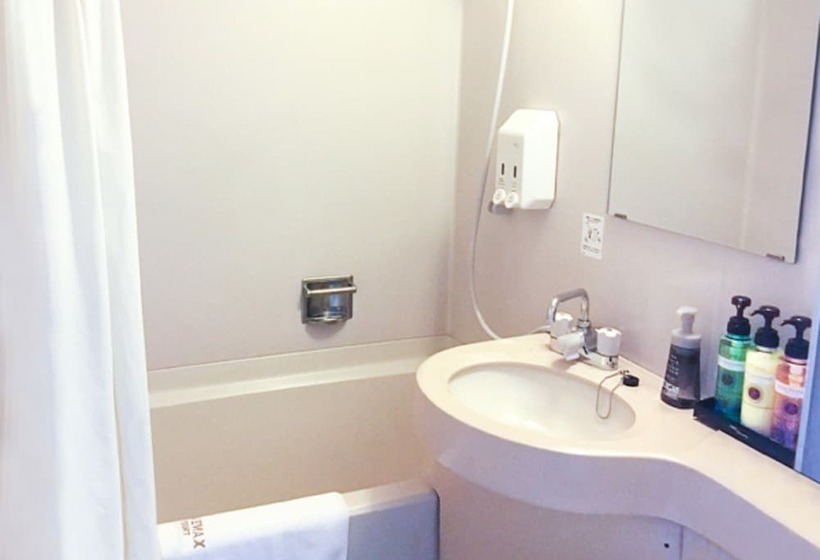 בית מלון כפרי Livemax Kofu