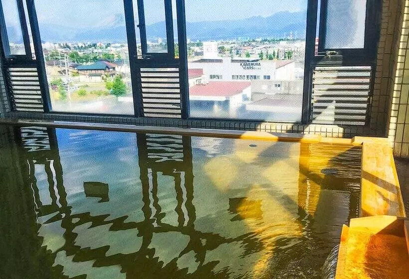 Hotelli Livemax Kofu