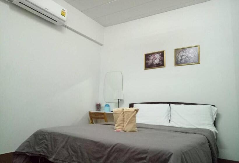 호텔 Tt Hostel Chiangrai