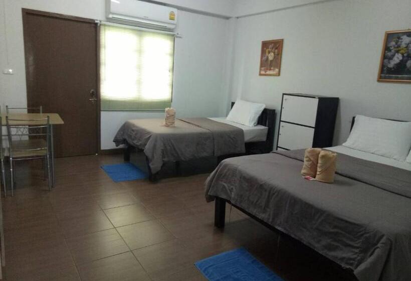 호텔 Tt Hostel Chiangrai