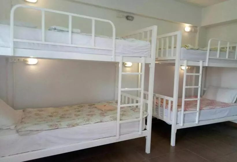 ホテル Tt Hostel Chiangrai