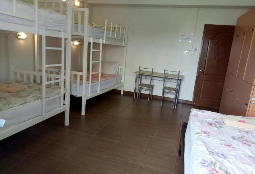 호텔 Tt Hostel Chiangrai