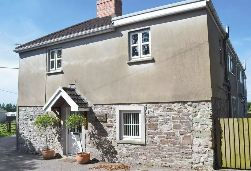 Wrth Y Nant Cottage