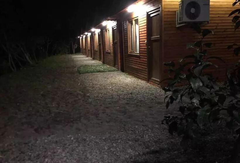 Hotelli Cerge Bungalov