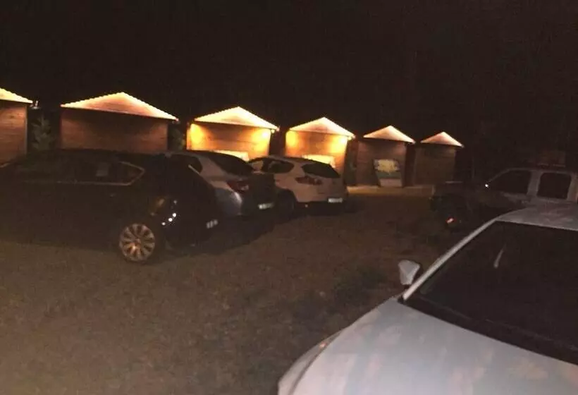 Hotelli Cerge Bungalov