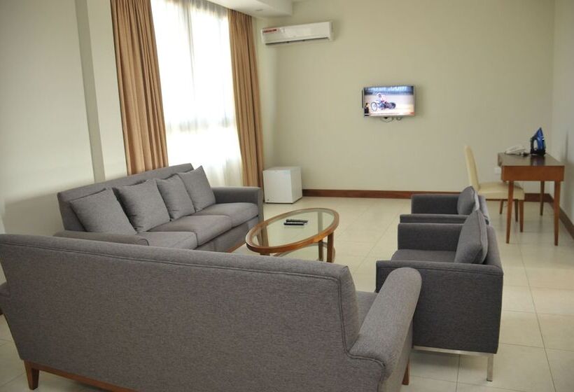 تختخواب و صبحانه Ngalawa Place