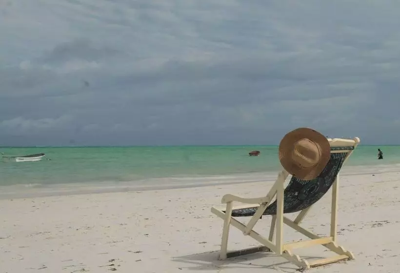 تختخواب و صبحانه Villa Kiota