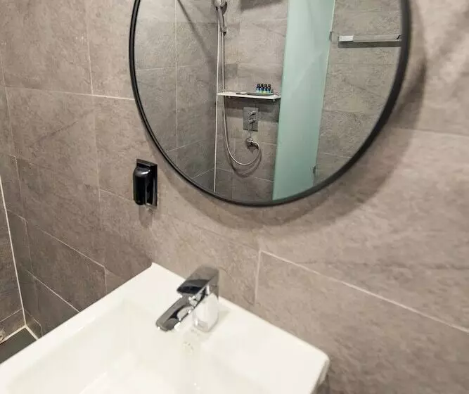 Doo Hotel & Guesthouse   Hostel