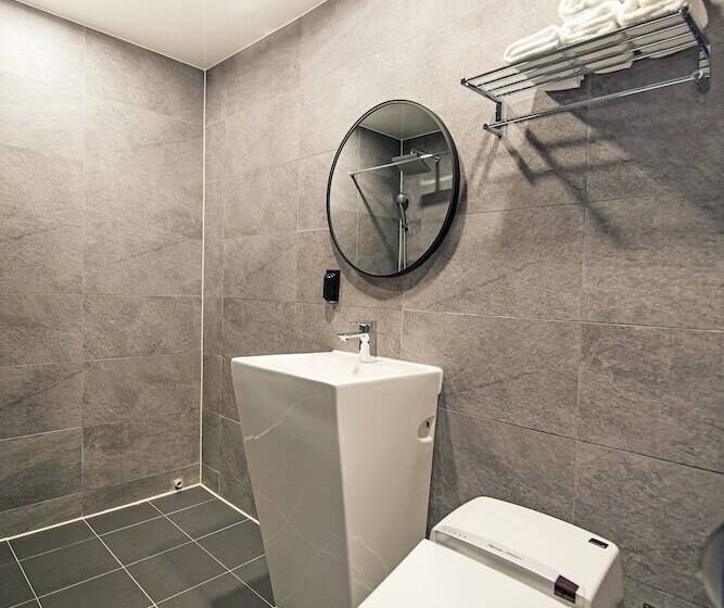 Doo Hotel & Guesthouse Hostel