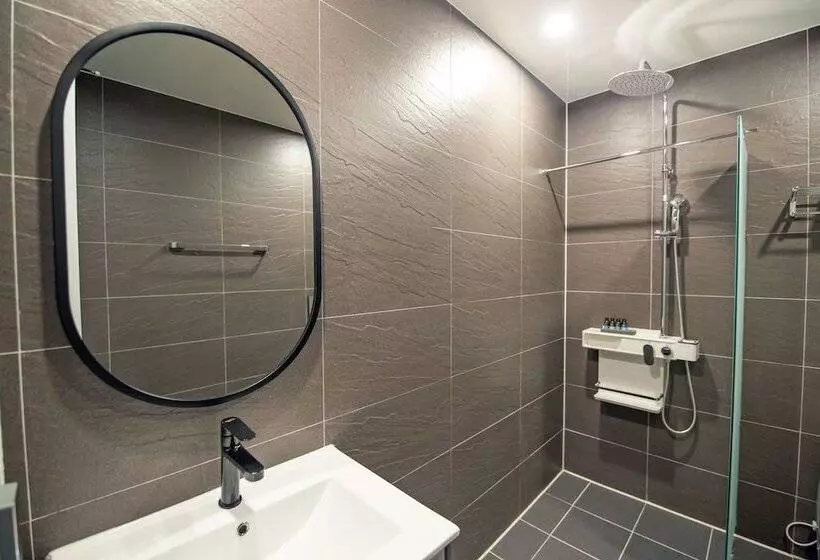 Doo Hotel & Guesthouse   Hostel