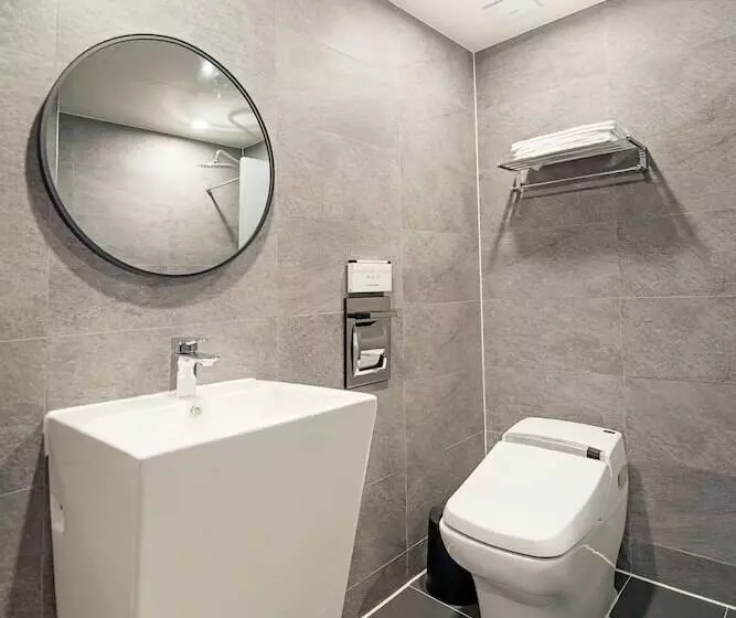 Doo Hotel & Guesthouse   Hostel