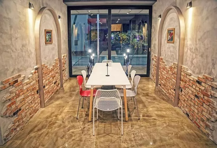 Doo Hotel & Guesthouse   Hostel