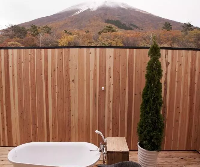 Hotelli Auberge Tenku