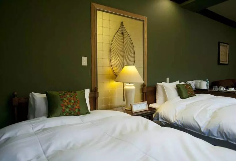 Hotelli Auberge Tenku