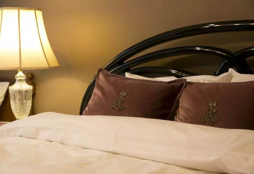 Hotelli Auberge Tenku
