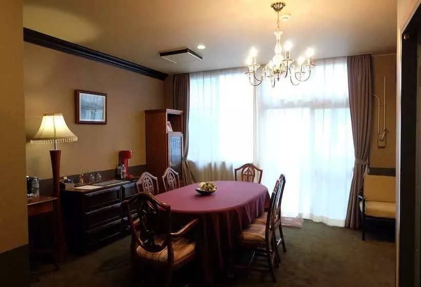 Hotelli Auberge Tenku