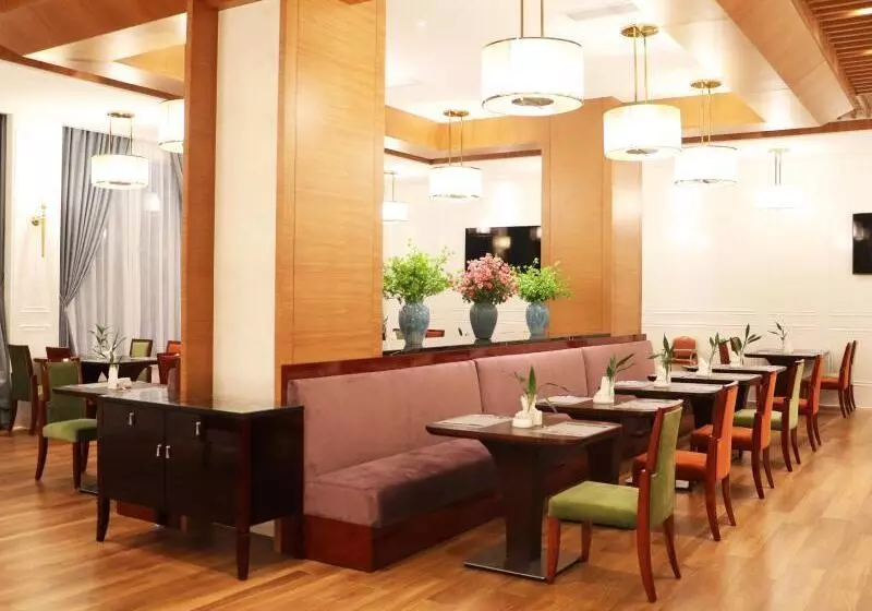 Greentree Eastern Hotel Binhai Obrao Liya City Square