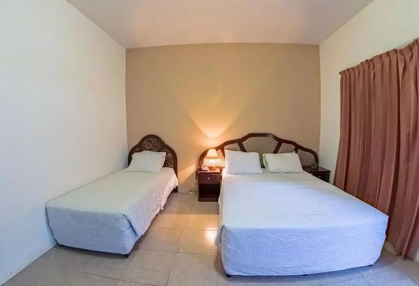 هتل Provincia Santo Domingo