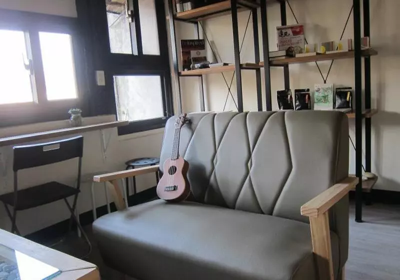 هتل Runners House Taitung