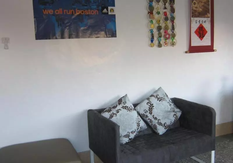 هتل Runners House Taitung