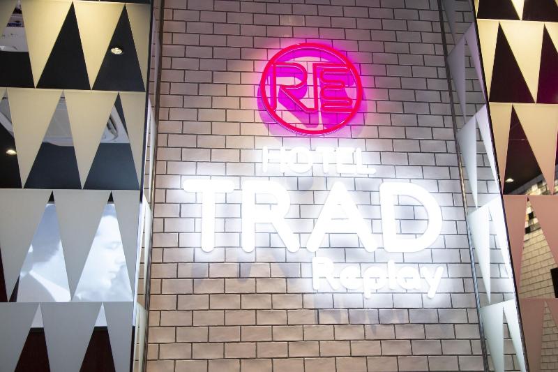 Отель Trad Replay